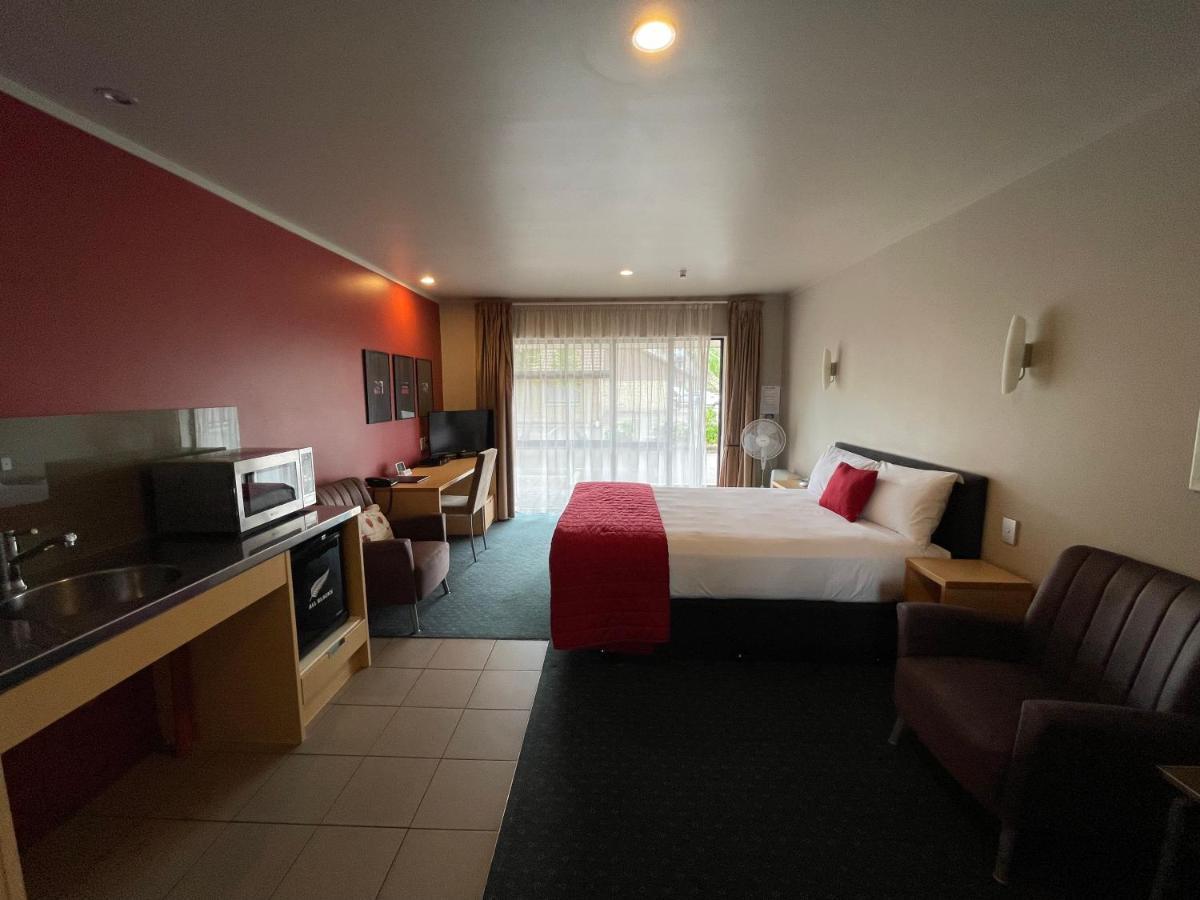 Bentleys Motor Inn Palmerston North Buitenkant foto