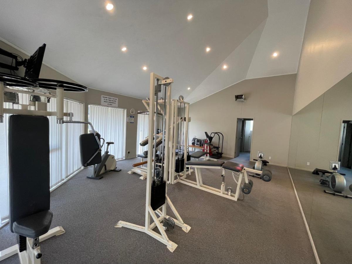 Bentleys Motor Inn Palmerston North Buitenkant foto