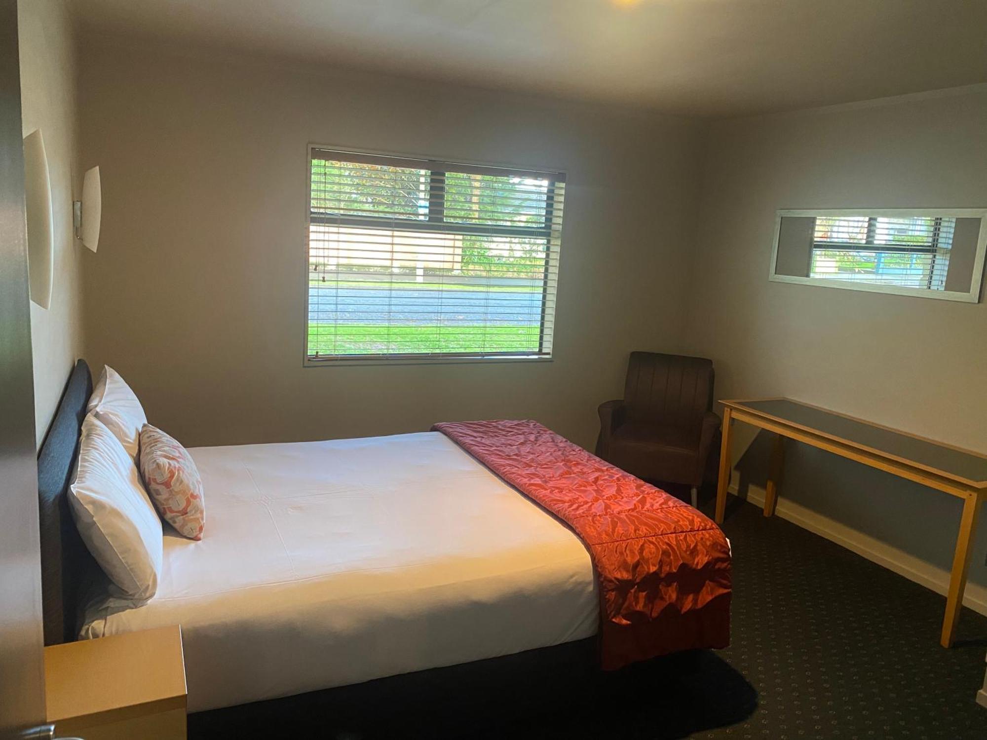 Bentleys Motor Inn Palmerston North Buitenkant foto