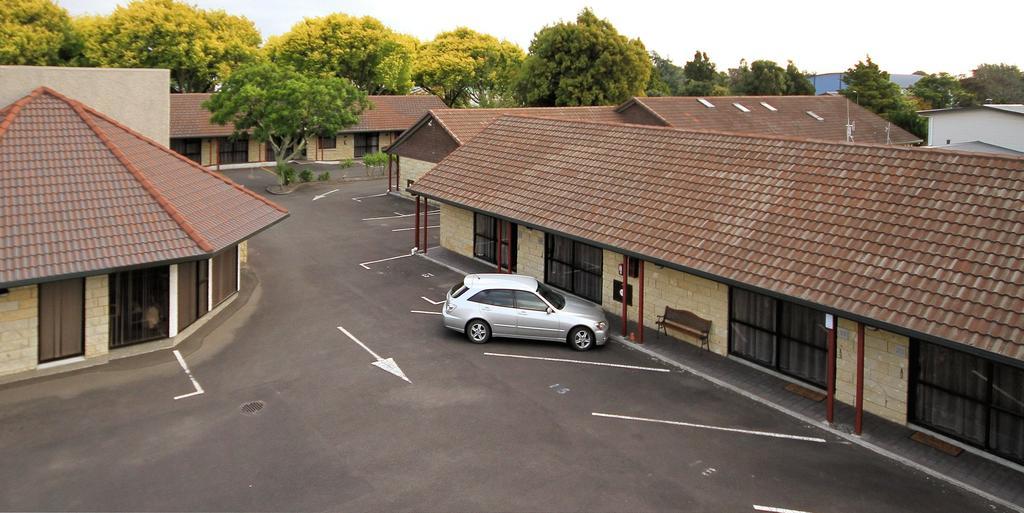 Bentleys Motor Inn Palmerston North Buitenkant foto