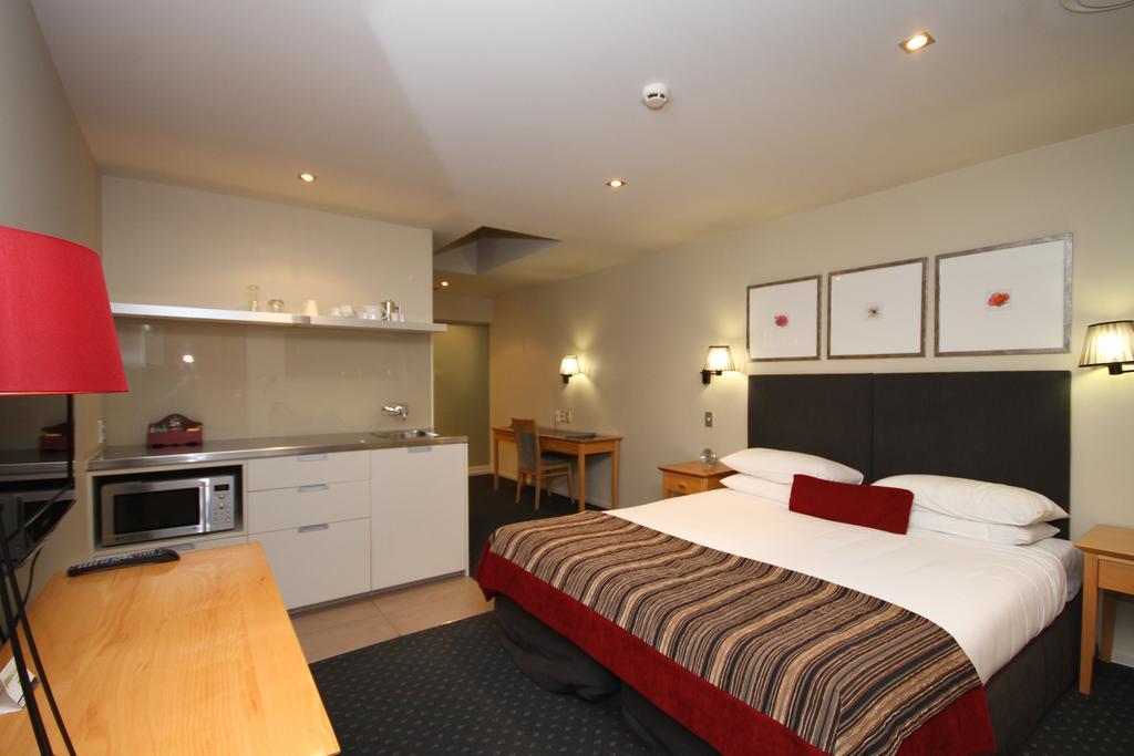 Bentleys Motor Inn Palmerston North Buitenkant foto