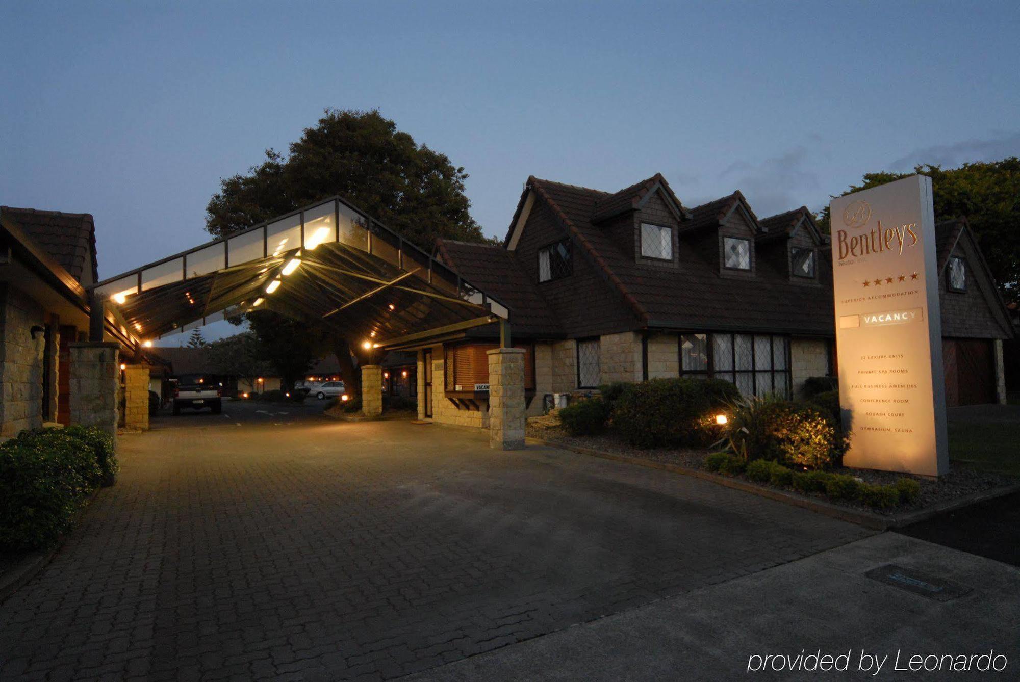 Bentleys Motor Inn Palmerston North Buitenkant foto