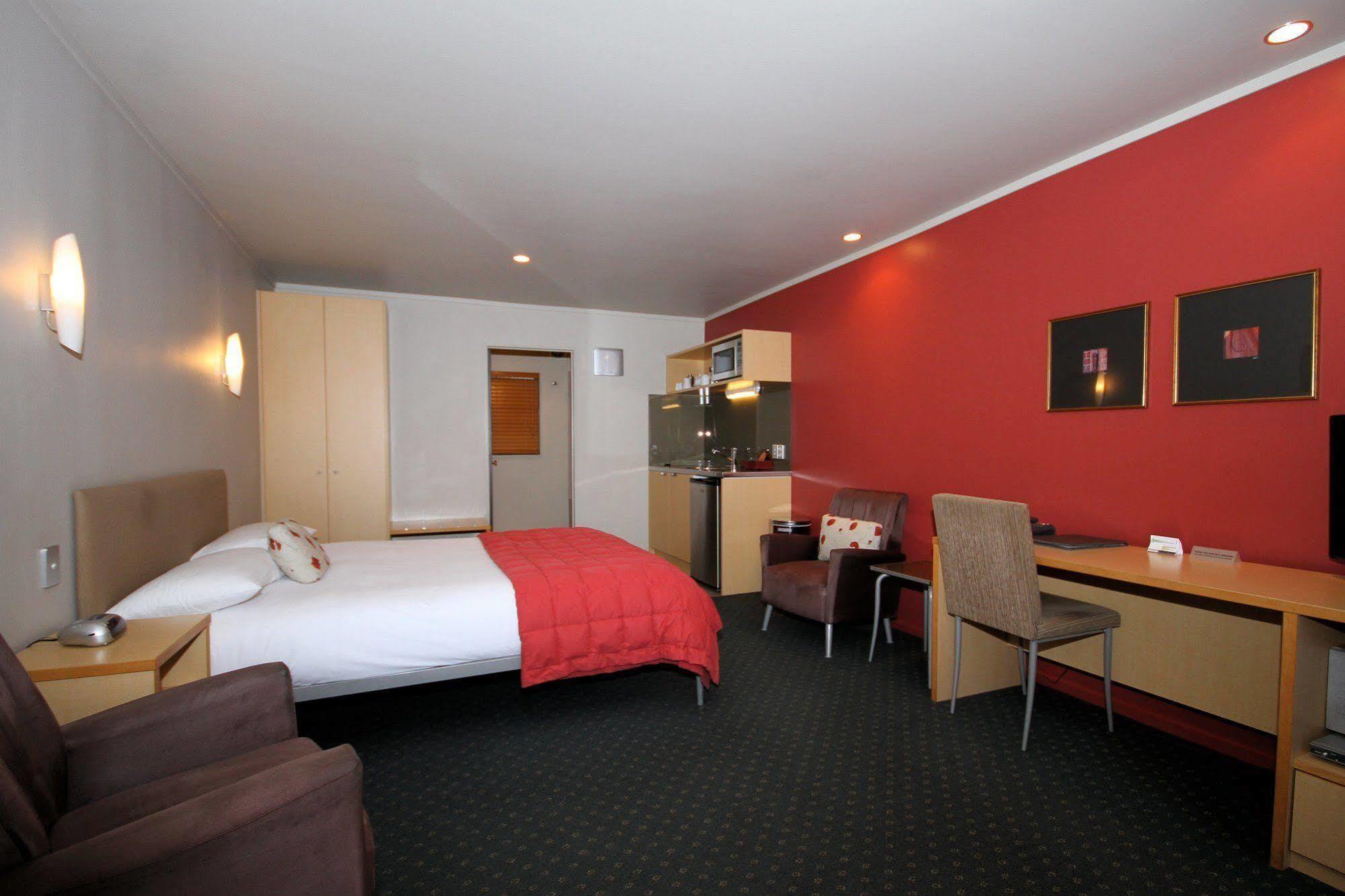 Bentleys Motor Inn Palmerston North Buitenkant foto