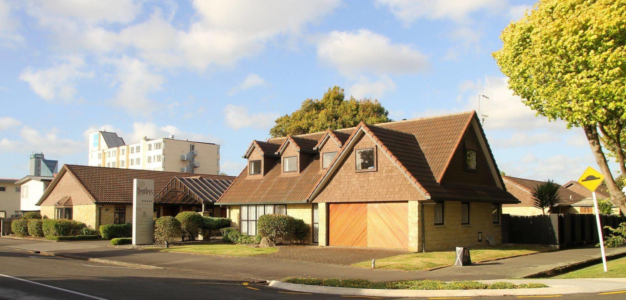 Bentleys Motor Inn Palmerston North Buitenkant foto